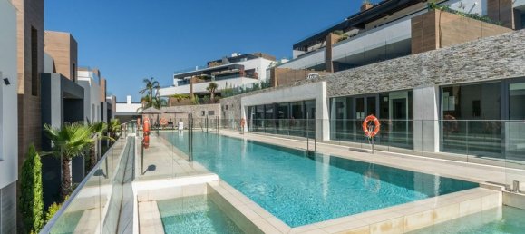 4 bedrooms Duplex in Marbella, Spain No. 179989 26