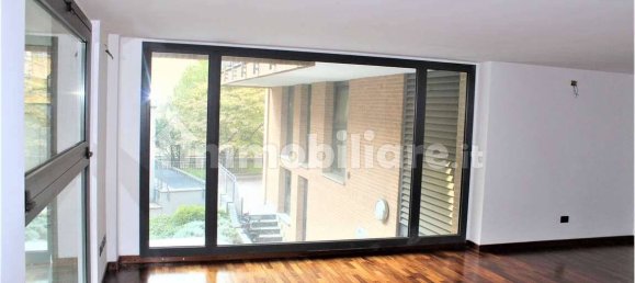 Oficina de 2 habitaciónes en Busto Arsizio, Italy No. 168077 16