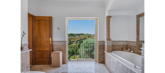 3 Schlafzimmer Villa in Lagoa, Portugal, Nr. 132076 26