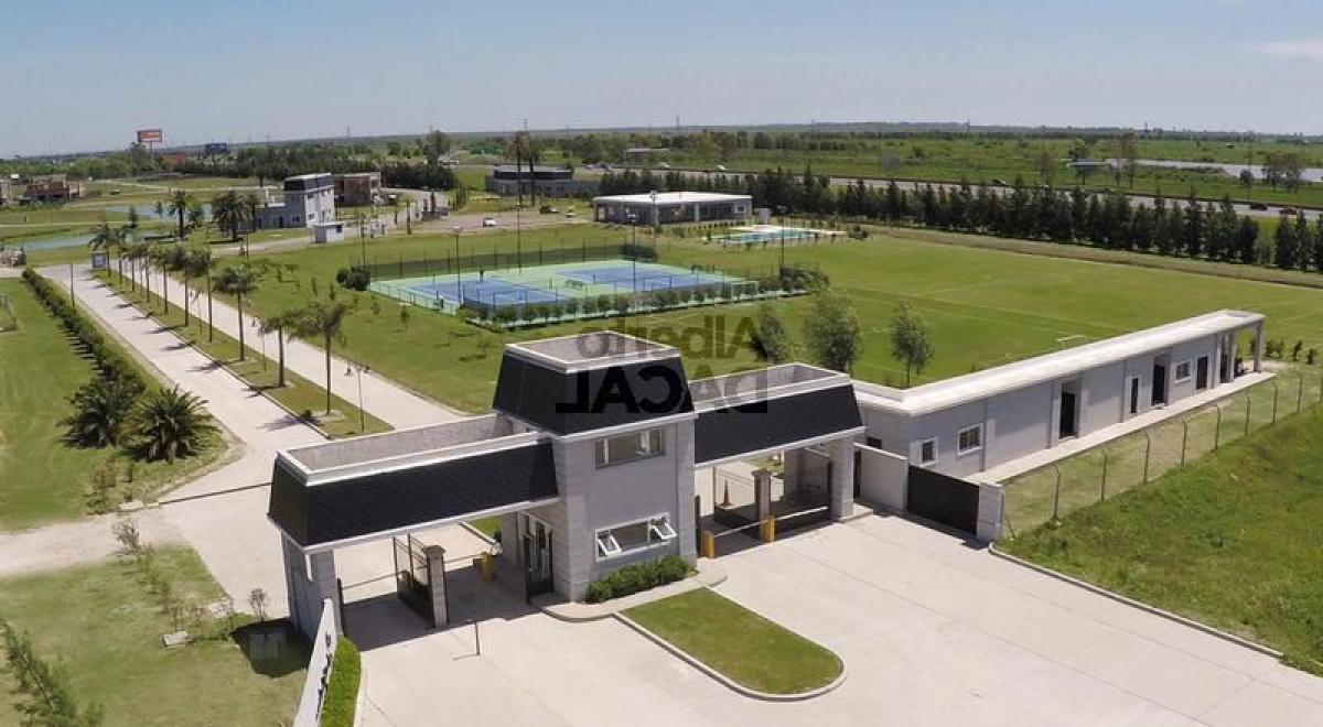  Land in Berazategui, Argentina No. 50538