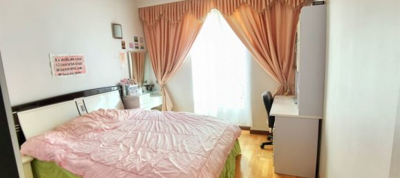 2 bedrooms Apartment in Paris, France No. 180889 2