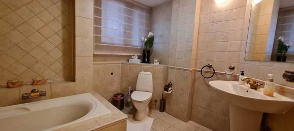 4 chambres Maison à Pyrgos, Cyprus No. 7250 8