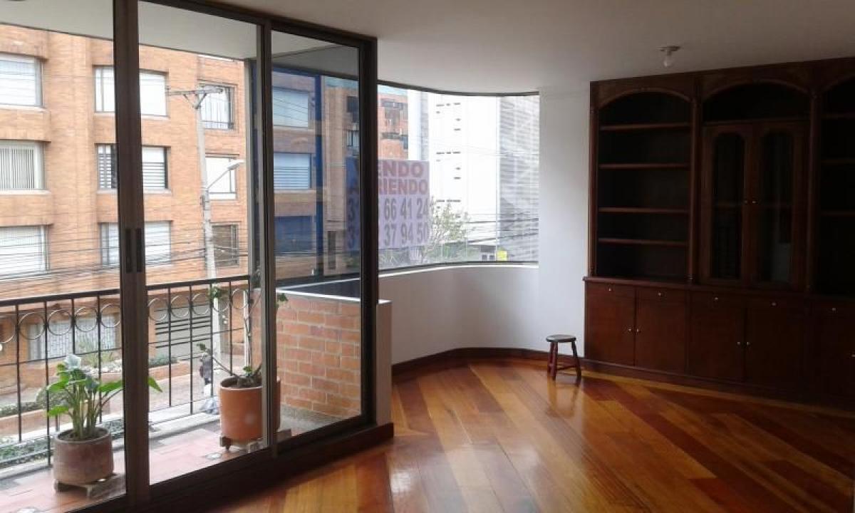 3 bedrooms House in Bogota, Colombia No. 13721