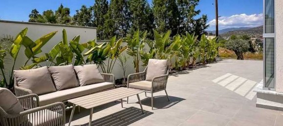 3 bedrooms House in Mouttagiaka, Cyprus No. 7371 10