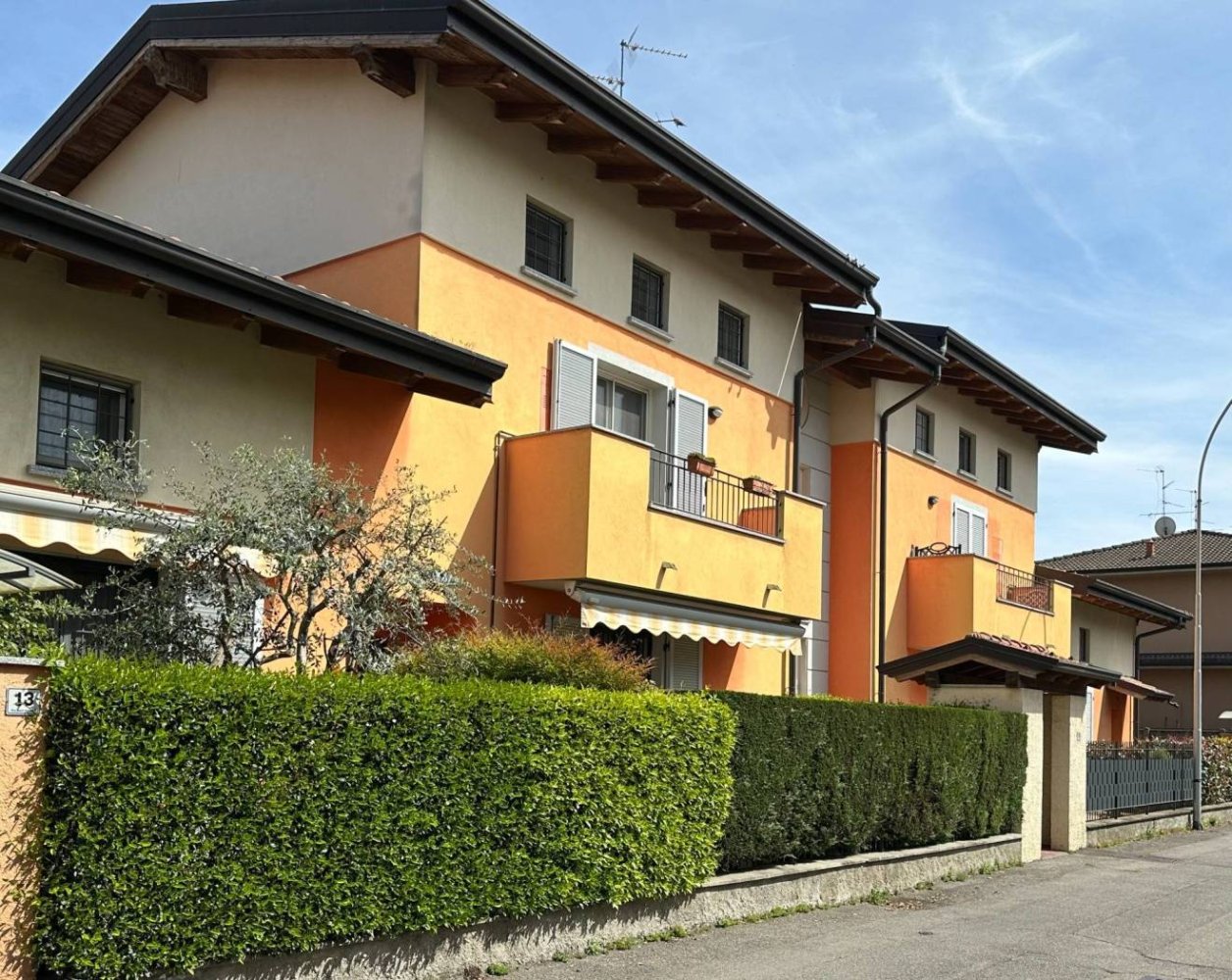 1 غرف نوم شقة في Pessano con Bornago, Italy رقم 60076