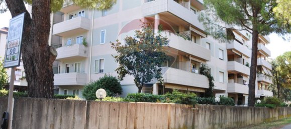 2 bedrooms Apartment in Prato, Italy No. 266430 24