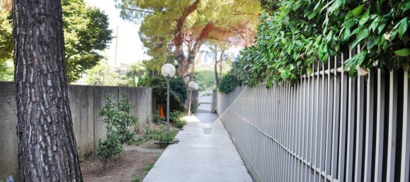 2 bedrooms Apartment in Prato, Italy No. 266430 21