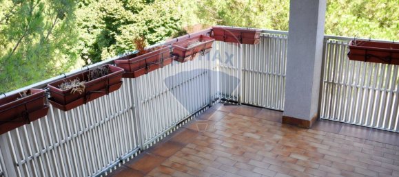 2 bedrooms Apartment in Prato, Italy No. 266430 8