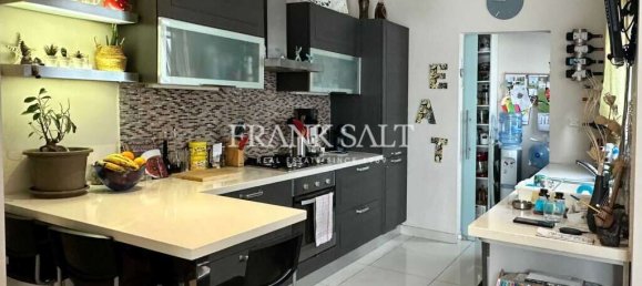 3 غرف نوم بانتهاوس في Birkirkara, Malta رقم 1919 5