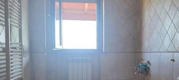 Квартира с 4 спальнями в Дерута, Италия № 377498 14