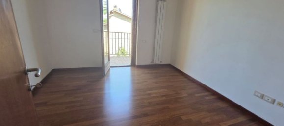 Квартира с 4 спальнями в Дерута, Италия № 377498 21