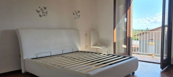 Квартира с 4 спальнями в Дерута, Италия № 377498 17