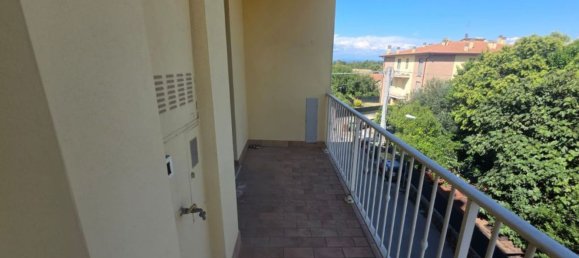 Квартира с 4 спальнями в Дерута, Италия № 377498 22