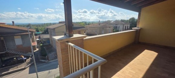 Квартира с 4 спальнями в Дерута, Италия № 377498 5