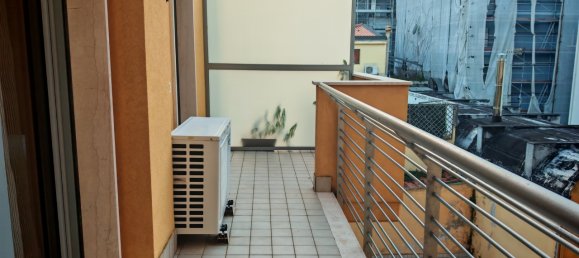 3-salle Appartement à Pescara, Italy No. 3140 14