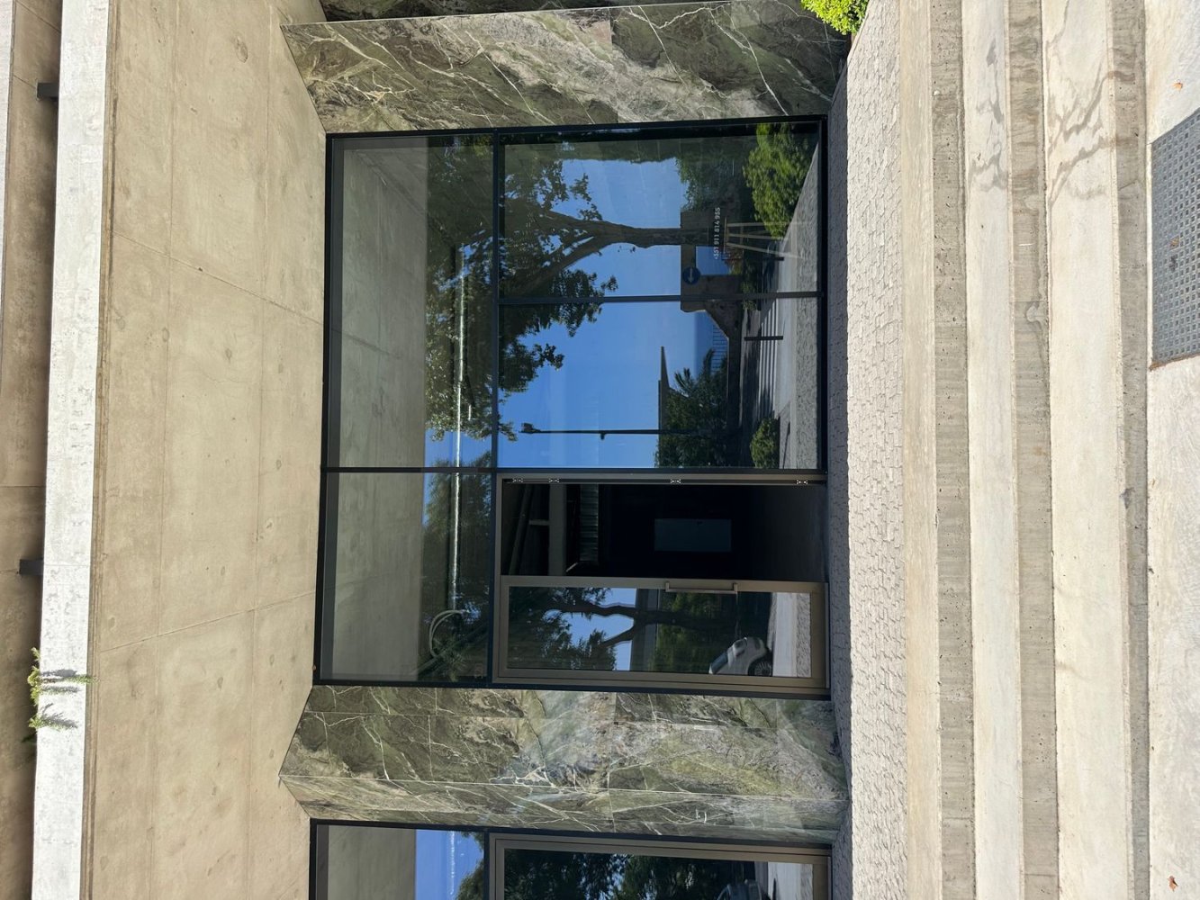 Gewerbliche Immobilie in Funchal, Portugal 118m², Nr. 346321