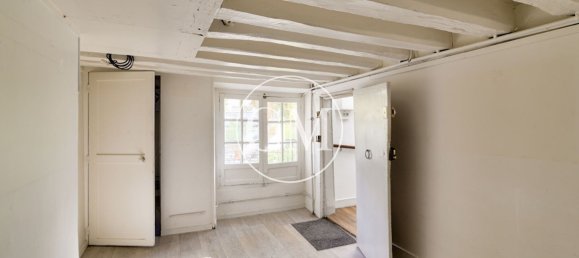 75m² Commercial property in Versailles, France No. 149871 3