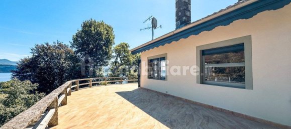 5 غرف نوم فيلا في Belgirate, Italy رقم 281954 35