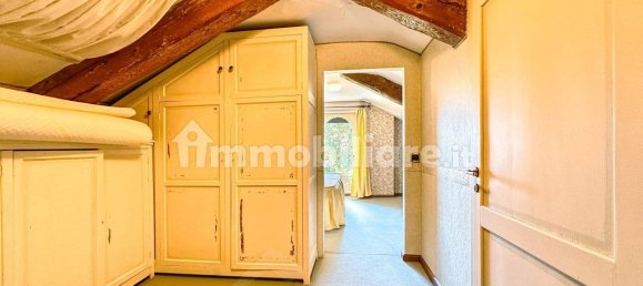 5 غرف نوم فيلا في Belgirate, Italy رقم 281954 29