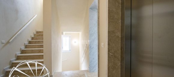 Apartamento de 6 habitaciónes en Vaiano, Italy No. 128591 3