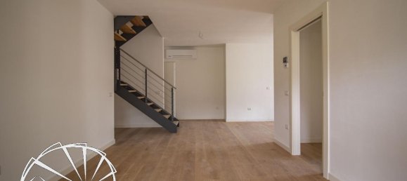 Apartamento de 6 habitaciónes en Vaiano, Italy No. 128591 13