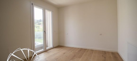 Apartamento de 6 habitaciónes en Vaiano, Italy No. 128591 10