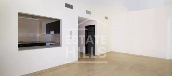3 bedrooms Apartment in Remraam, UAE No. 6534 3
