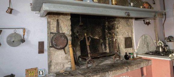 Здание с 12 комнатами в Поджо Катино, Италия № 62841 13