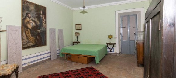 Здание с 12 комнатами в Поджо Катино, Италия № 62841 30