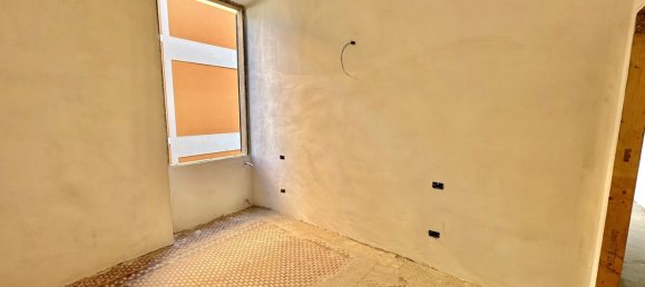 3 rooms Apartment in Florence, Italy No. 52112 14