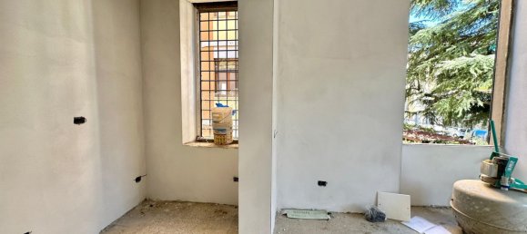 3 rooms Apartment in Florence, Italy No. 52112 17