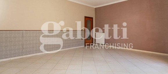 2 bedrooms Apartment in Mugnano di Napoli, Italy No. 169440 3