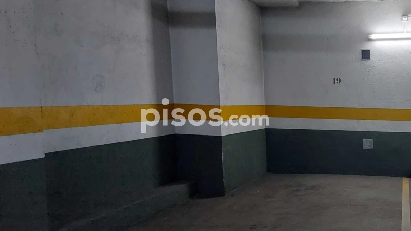 16m² Garage in Madrid, Spain No. 239421