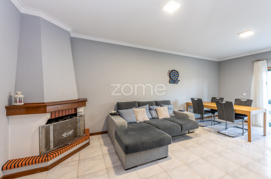 3 Schlafzimmer Wohnung in Lourosa, Portugal, Nr. 217942