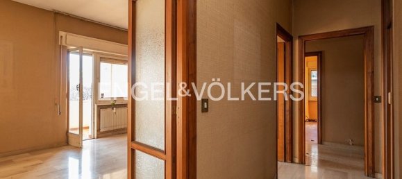 7 rooms Apartment in Rome, Italy No. 103427 13