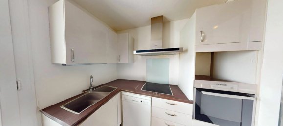 3 bedrooms Apartment in Le Pont-de-Claix, France No. 355421 7