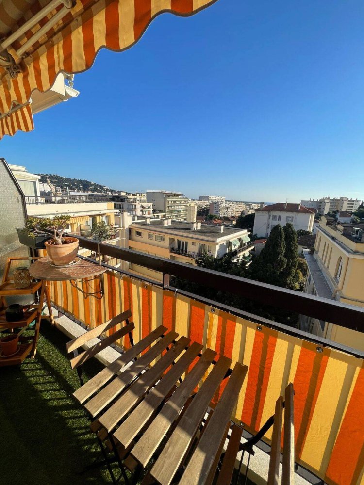 1 غرف نوم شقة في Le Cannet, France رقم 329391