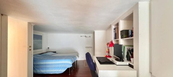 Квартира с 4 комнатами в Неаполь, Италия № 32978 36