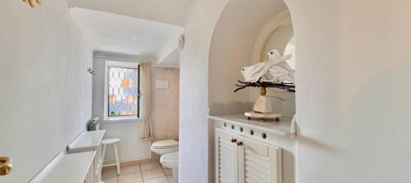 Квартира с 4 комнатами в Неаполь, Италия № 32978 46