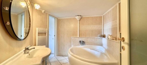 Квартира с 4 комнатами в Неаполь, Италия № 32978 43