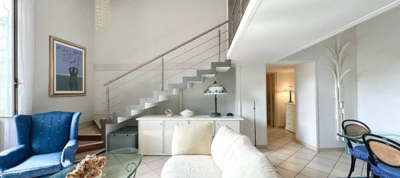 Квартира с 4 комнатами в Неаполь, Италия № 32978 56