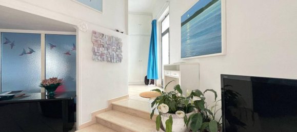 Квартира с 4 комнатами в Неаполь, Италия № 32978 5