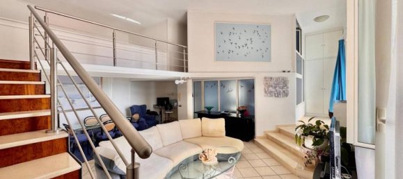 Квартира с 4 комнатами в Неаполь, Италия № 32978 33