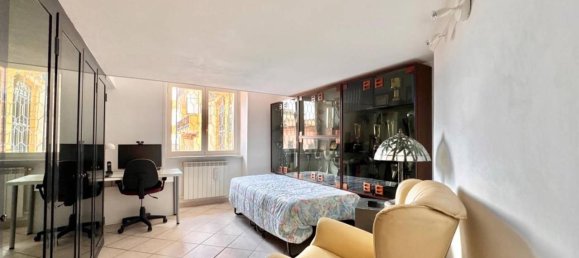 Квартира с 4 комнатами в Неаполь, Италия № 32978 25