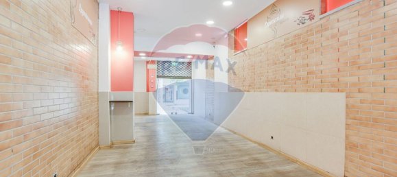 Propriété commerciale à Lisbon, Portugal 84m² No. 69662 7