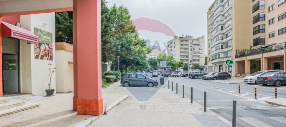 Propriété commerciale à Lisbon, Portugal 84m² No. 69662 6