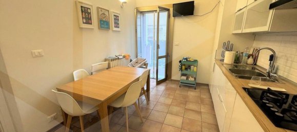 4 rooms Apartment in Bologna, Italy No. 97552 27