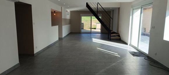 4 bedrooms House in Odomez, France No. 276810 5