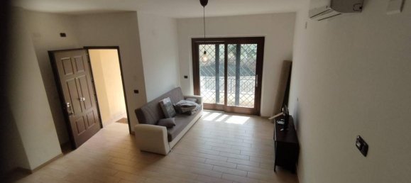 4-Zimmer Haus in Rome, Italy, Nr. 122671 6