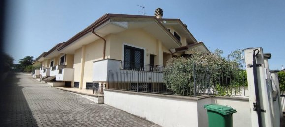 4-Zimmer Haus in Rome, Italy, Nr. 122671 20